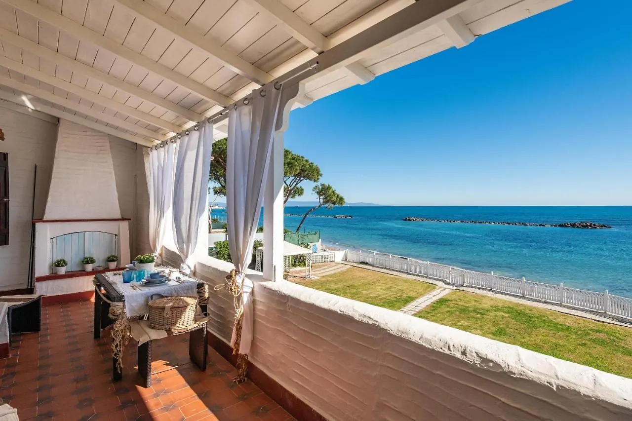 Holiday home Casa Nicoleup Villa Porto Columbu - Perd'E Sali Italy